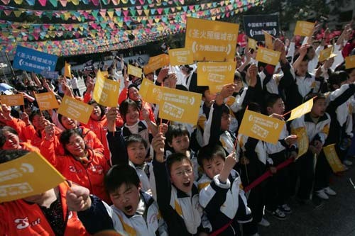 百城电台启动《圣火照耀城市》报道奥运明星助威