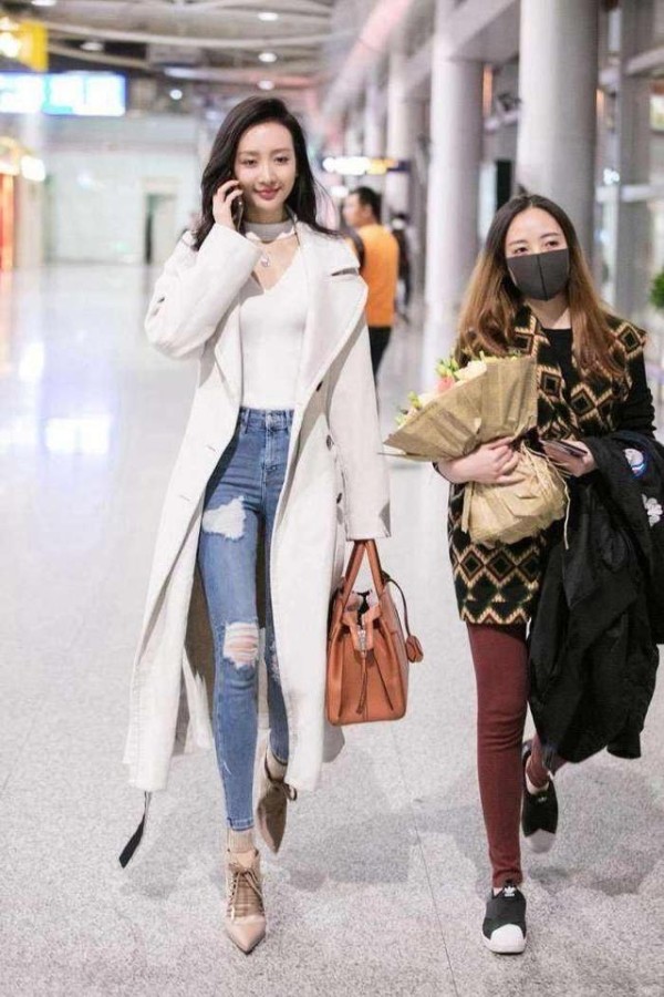 最会穿搭的女星：赵丽颖第九，王鸥上榜，网友：第一名不服不行！