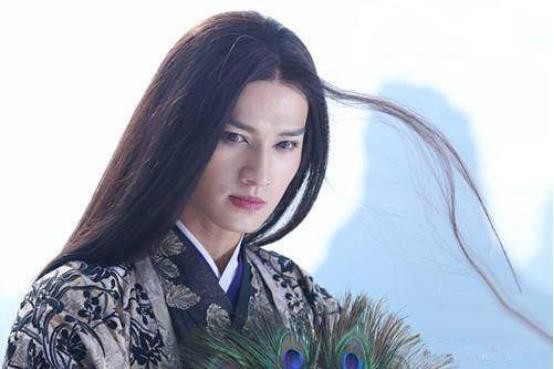 影视剧中“黑长直”造型的男明星，你最爱哪位？