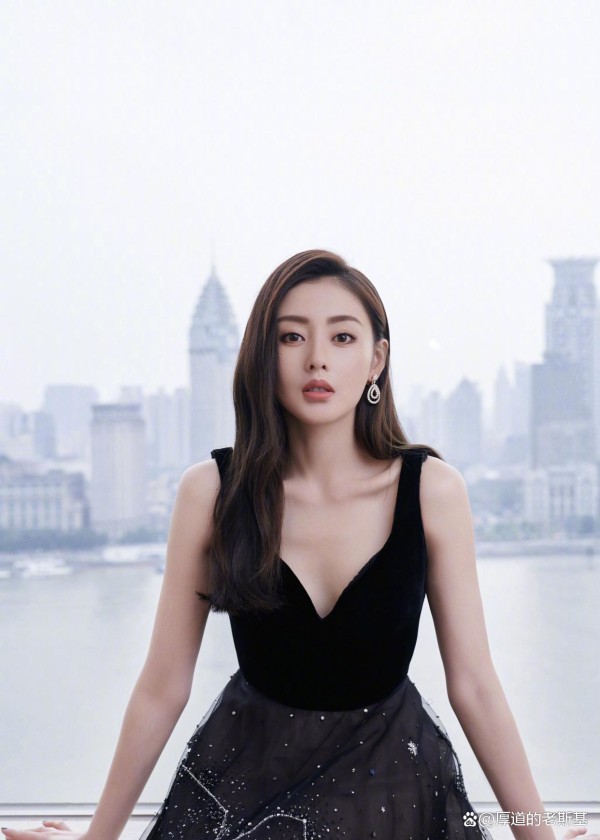 张天爱的演艺之旅：从微电影到荧幕巨制的蜕变