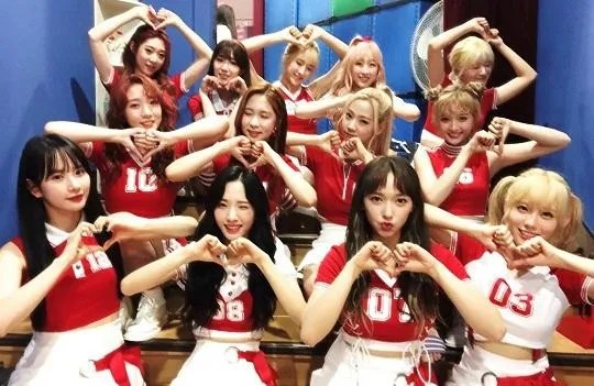 8 个拥有 10 名以上成员的 K-Pop 女子组合:IZ*ONE、LOONA 等等!