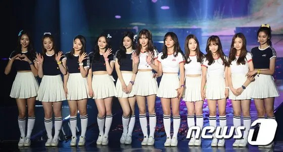 8 个拥有 10 名以上成员的 K-Pop 女子组合:IZ*ONE、LOONA 等等!