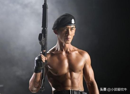 曾是中国男足运动员，因伤退役后颠沛流离16年，32岁娱乐圈出道