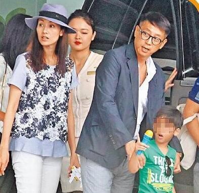 吴佩慈二胎产子能否借肚嫁豪门？揭女星嫁人豪门辛酸史