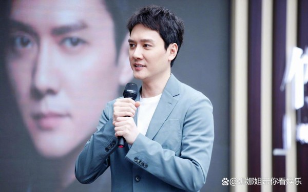 《冯绍峰“疑回应”新恋情：娱乐圈情感风云下的公关谜局》