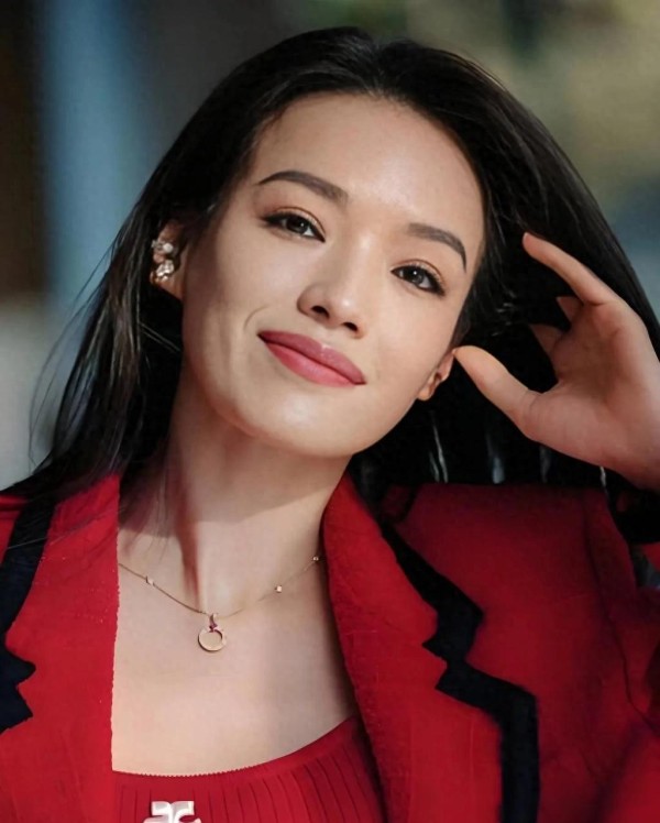 哪些女星颜值被吹上了天 然而你却觉得不咋地的？