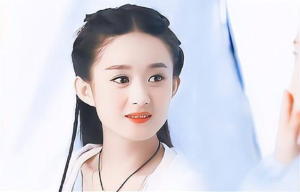 央视新闻专访赵丽颖：18年演艺路，励志传奇再续新篇章！
