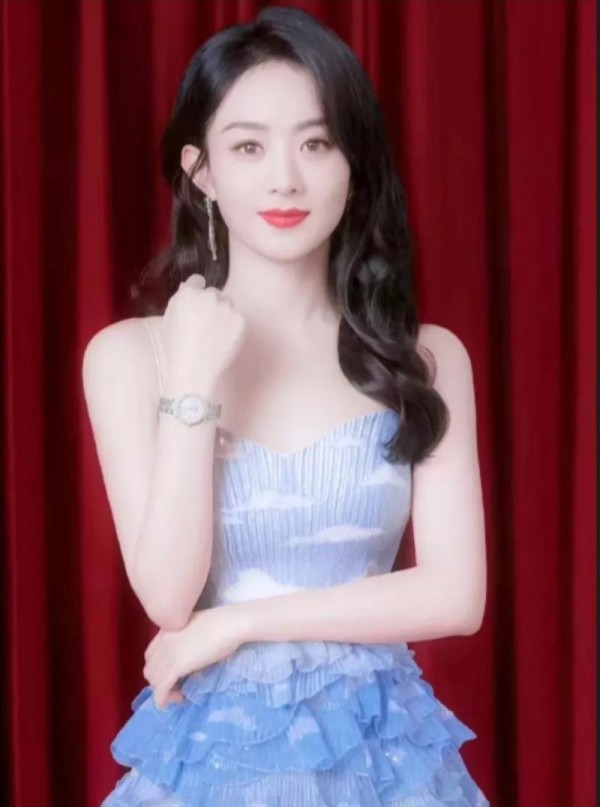 赵丽颖为什么被女星孤立 赵丽颖被圈内人排挤什么原因