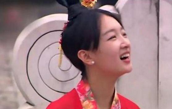 明星综艺节目暴露人品，周冬雨张雪迎情商低