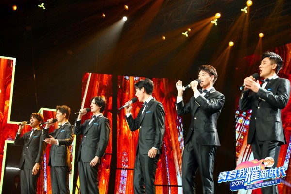 神仙打架！《声入人心》6位演唱成员C位出道 用美声震撼全场