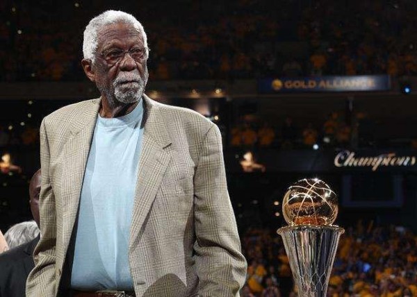 一图看NBA十大巨星荣誉对比：乔丹一张图塞满奖杯，差距明显之大