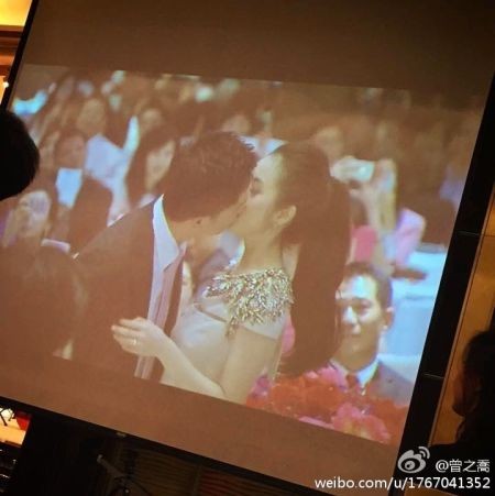 林依晨与未婚夫林于超幸福拥吻