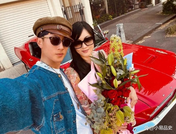 吴尊与老婆恋爱29周年，重游恋爱地，16岁就在墨尔本同居五年