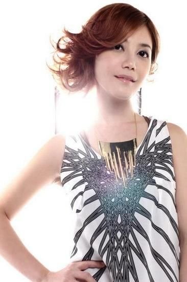 广州化妆培训学校教你明星美白技巧
