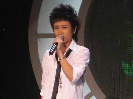 李娜演绎《天天》