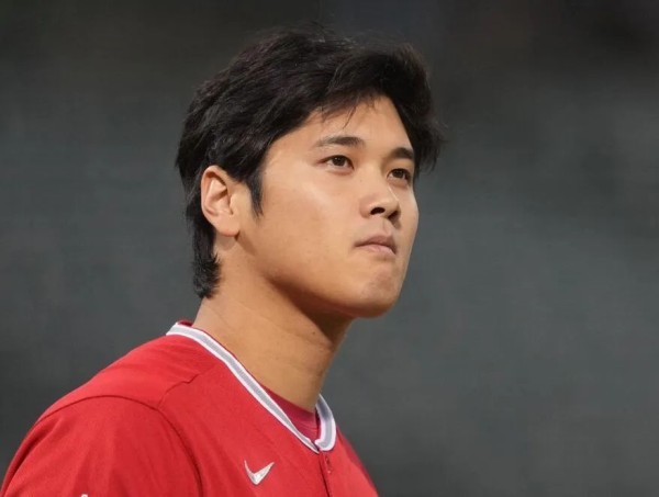 能打又能投的大谷翔平可以赚双份工资