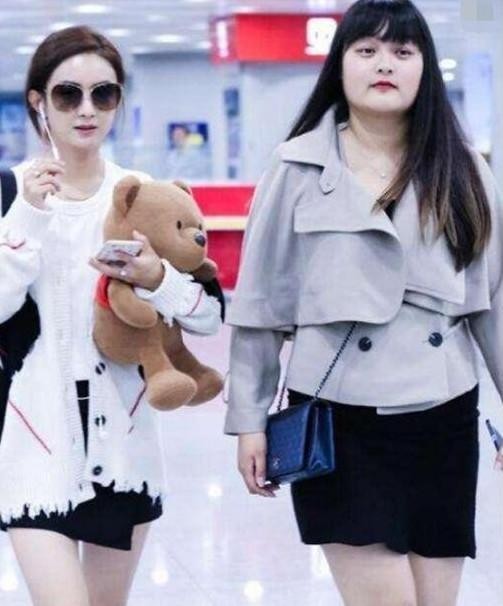 娱乐圈唯一一个经纪人比明星还漂亮, 网友: 别干经纪人了, 出道吧