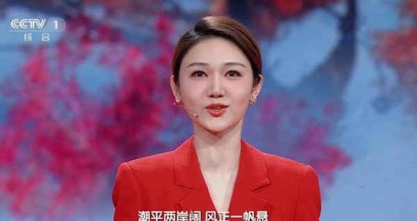 事实证明，央视门面龙洋已经在另一个赛道断层领先