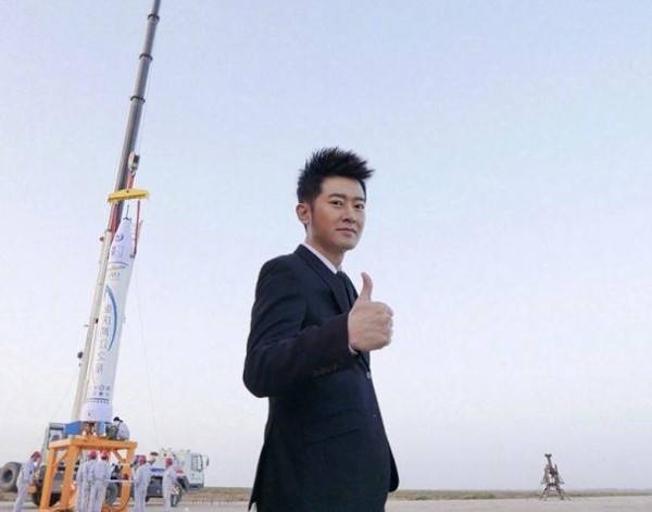 从上市敲钟到投资民营火箭，难怪他这么会投资，原来他早就是商人