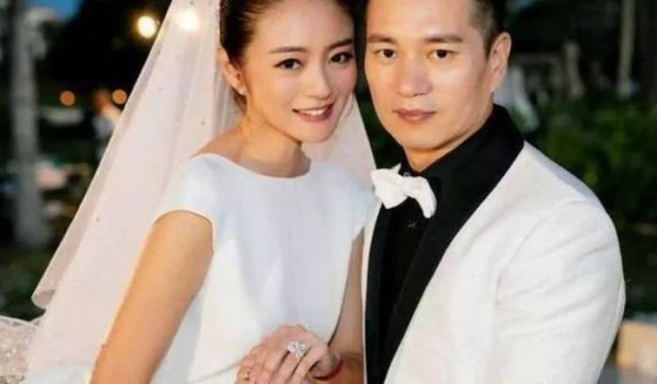 明星婚戒：颖儿的独一无二，韩雪的鸽子蛋，而她的婚戒只有1万块
