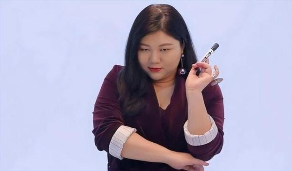 曾是金牌经纪人捧红多位明星，35岁转行，杨天真厉害在哪里？