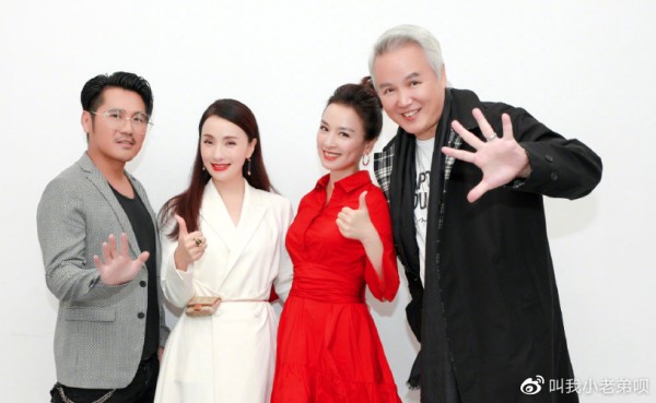 张庭公司文化：男星与女员工亲密互动，闻脖子、摸手都是基本操作