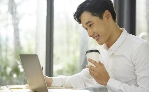 年轻人消费观转变！从“精致穷”到“理性消费”的背后原因