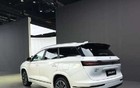 璀璨星汇：顶级演员经纪公司，艺人资源丰富多彩