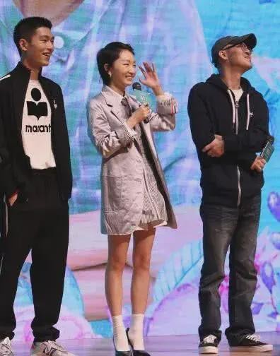 活动生图演绎不凡默契！娱乐圈的清流CP，
