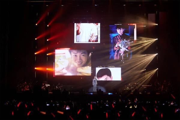 苏有朋巡演武汉站上演“硬核”互动 与小歌迷共话温馨有爱