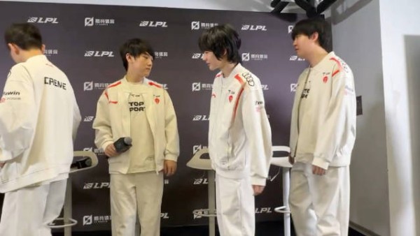 TES战胜JDG后群访野辅堵车,中野借69杰克找平衡
