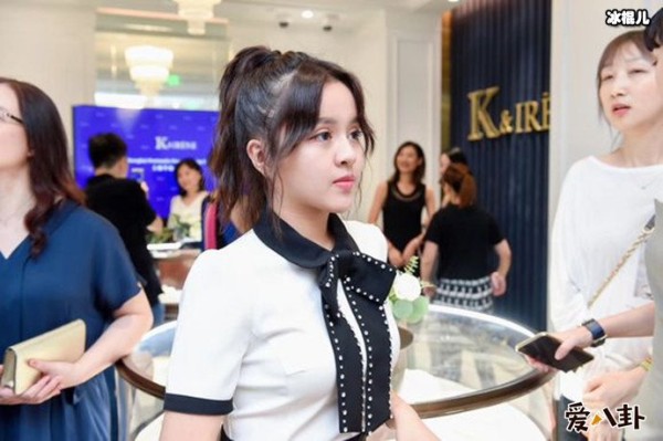 歌手陈涵林资料及出道经历，参加K&IREN开业庆典本人美如画！