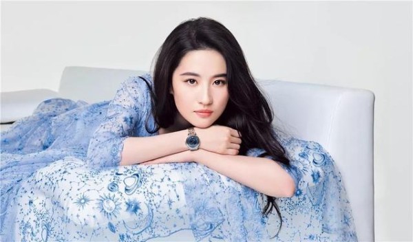跳舞很棒的4个女演员，刘诗诗蒋梦婕会芭蕾，宋茜会的舞种太全面