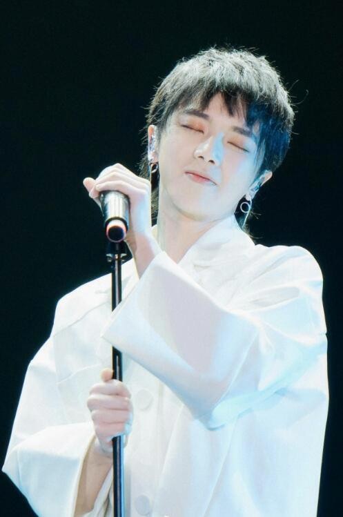 华语歌手影响力TOP10：6位95后歌手，tfboys全员上榜，NPC仅2人