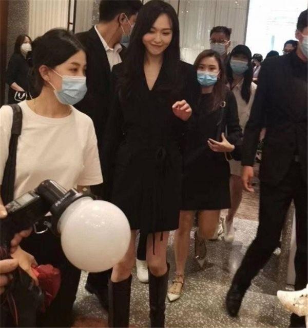 女明星的现场生图，杨幂、唐嫣不错