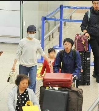 娱乐圈这些明星的孩子被曝光，明星们痛恨又无奈
