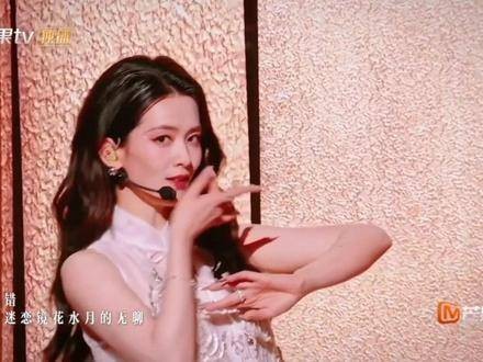 令人着迷的表演,真是让人欲罢不能