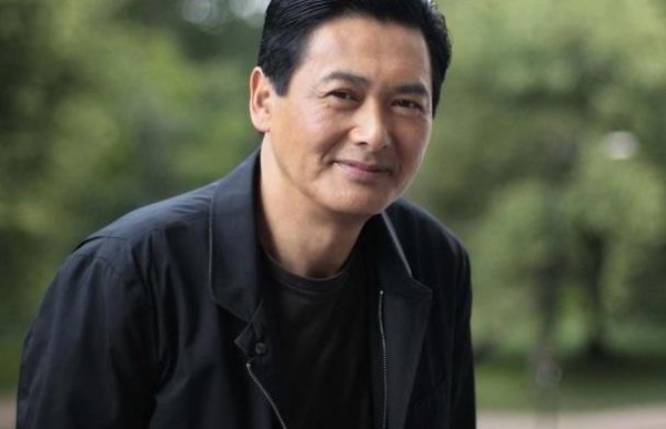 明星成名前从事的意外职业：张柏芝当过装修工，毛不易是一名护士
