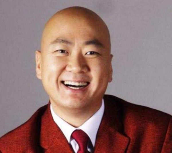 不签公司不要经纪人的明星，白敬亭上榜，没人敢给第一位当经纪人