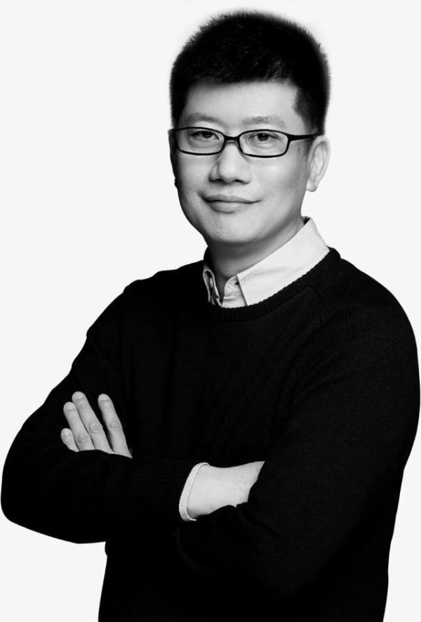 张艺兴对谈薛兆丰：4000万粉丝流量偶像与300万粉丝经济学家之间