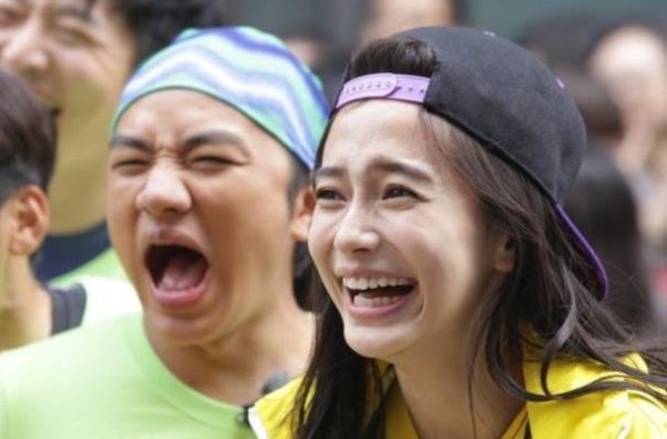 继谢娜杨幂何炅之后，又一位女星粉丝数破亿，颜值满分演技零分
