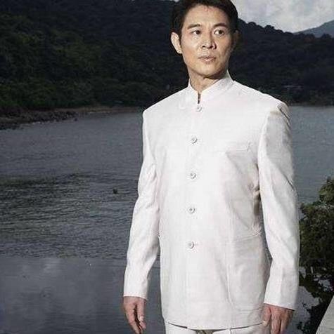 大场面穿“中山装”才霸气！看这6位明星就知道，比穿西装更威风