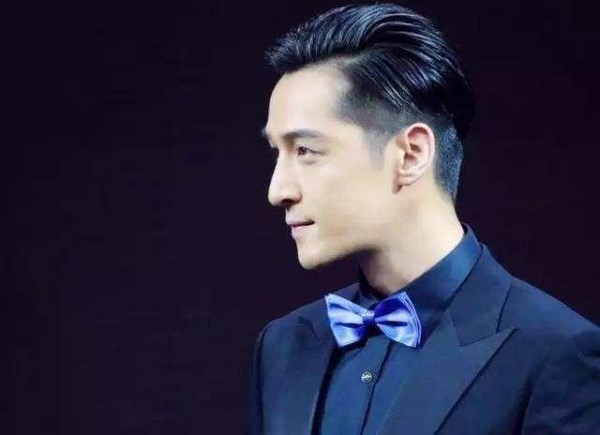 胡歌到底做错了什么，惹得娱乐圈各位大咖发声