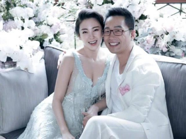 盘点娱乐圈闪婚的八大美女明星，看看谁过得最幸福？