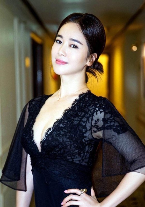 5位从体育运动员转型成演员的美人，徐峥老婆上榜何美细女神在列