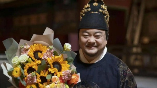 https://r.sinaimg.cn/large/article/6b815de8a8a3f663987bc61b4405a564
