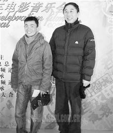 风雪无情人有情赈灾义演演艺明星总动员(组图)