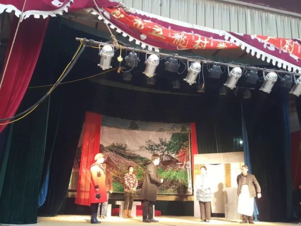 【年味】五龙村村民自编自演节目庆新年