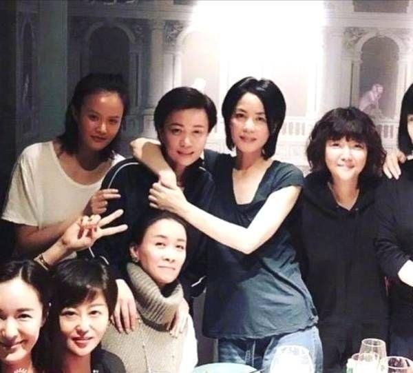 李云迪豪华朋友圈曝光！网友大开眼界：明星的朋友都是大明星