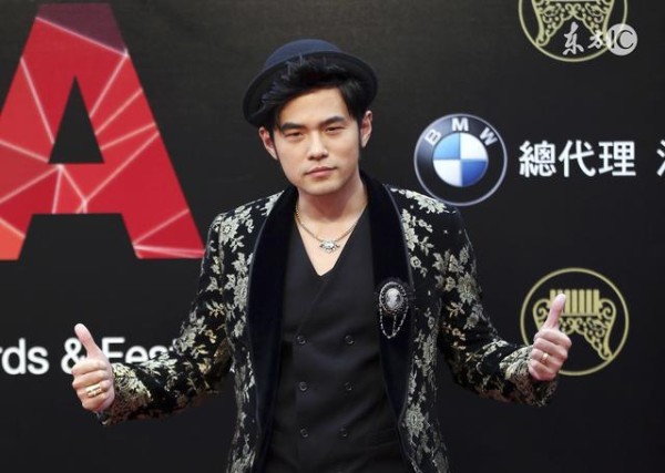 人气最高的五位明星，她是唯一上榜女星，鹿晗第二，第一名我服！